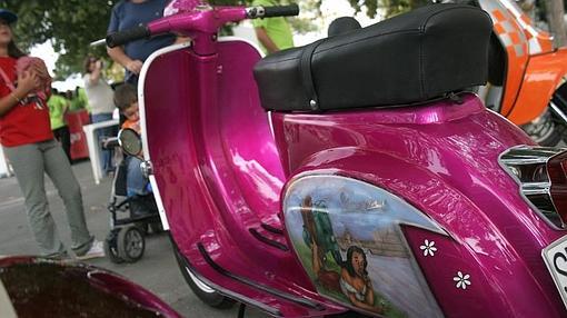 Los locos de la Vespa en Cádiz