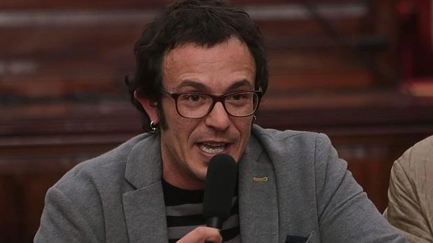 El alcalde de Cádiz pide a los autores que creen asociaciones para tener voz en el Patronato