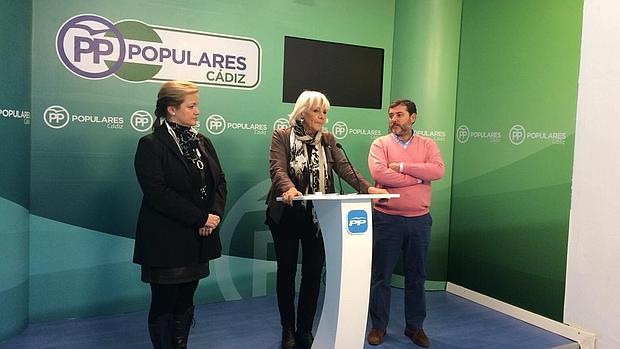 Teófila Martínez durante la presentación del programa social de su partido