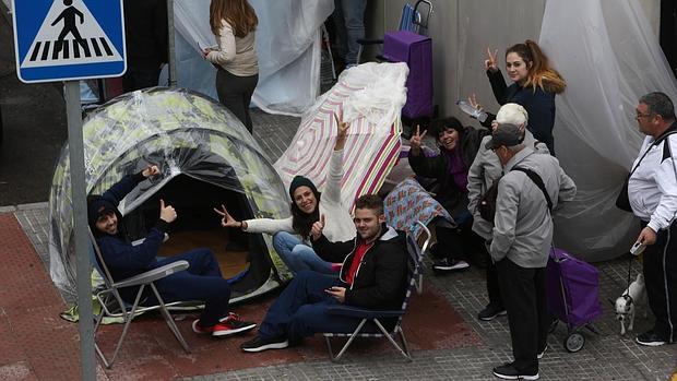 «Íbamos a ponernos en la cola después de tomarnos las uvas»