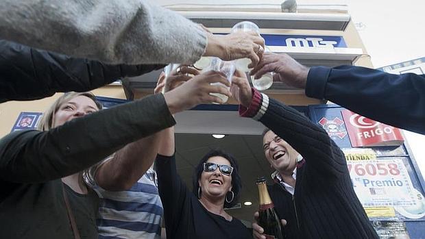 Los gaditanos se juegan 11 millones en el Sorteo del Niño