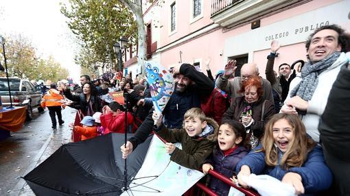 La Cabalgata del aquí, el allí y el casi