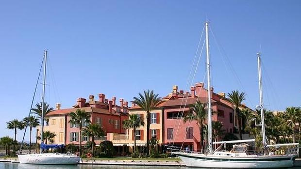 Sotogrande cerró el pasado año con unas pérdidas de casi 20 millones