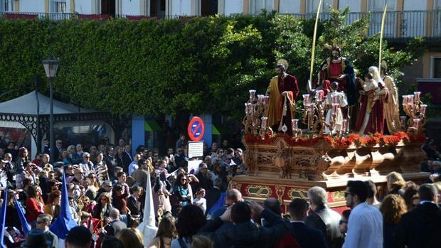 La Borriquita, por las calles de San Fernando