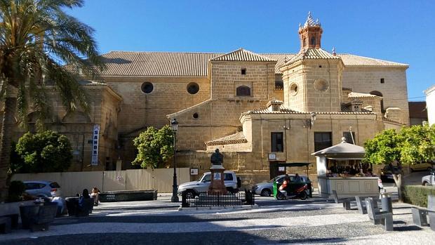 La «pequeña catedral» de Osuna reabrirá al culto antes de que acabe el año