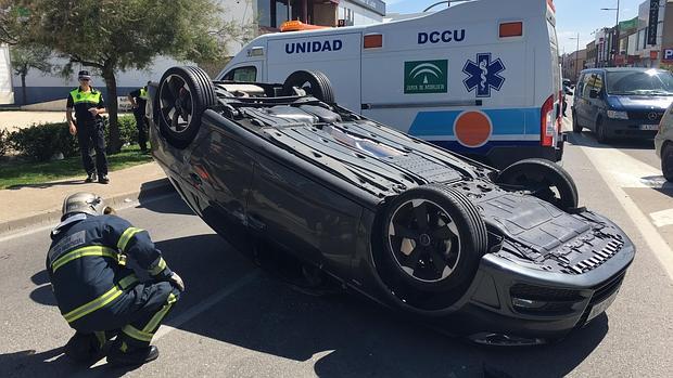 Herida tras perder el control de su coche en Chiclana