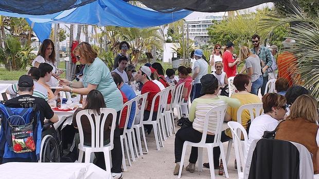 Afanas celebra su tradicional Día de la Familia en Cádiz