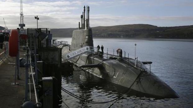 Recala en el puerto de Gibraltar el submarino nuclear británico &#039;HMS Ambush&#039;