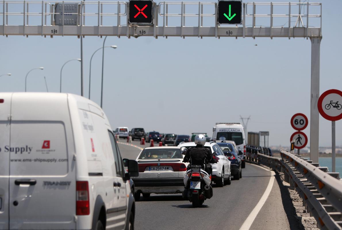 Fallece un motorista en el puente Carranza