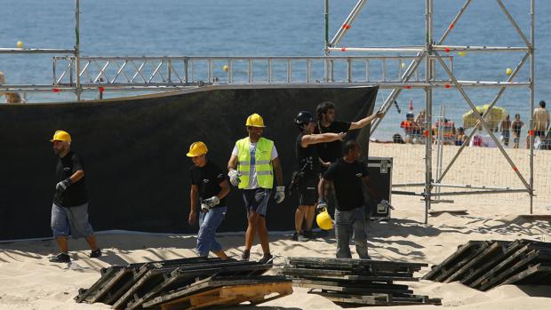 Julio saca del paro a 7.156 personas en Cádiz