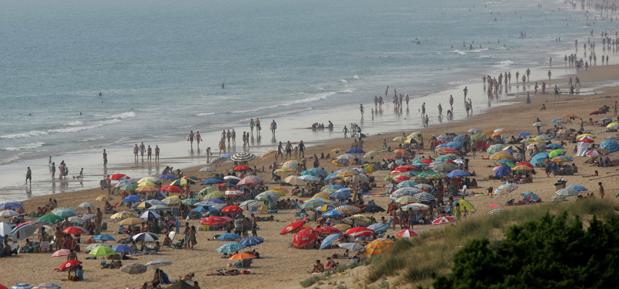 El riesgo por fenómenos costeros y viento regresará mañana a la provincia