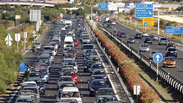 La procesión pasa por Tres Caminos