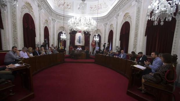 El Pleno debate los primeros cambios en los presupuestos