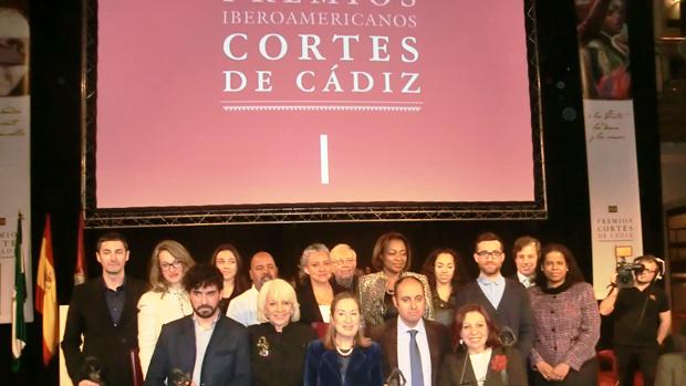 Premiados y autoridades, durante el acto de entrega de los premios en la edición de 2013.