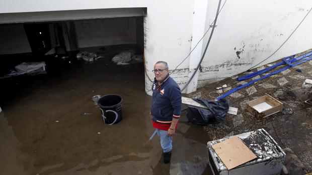 Continúa en Los Barrios limpieza en las zonas afectadas