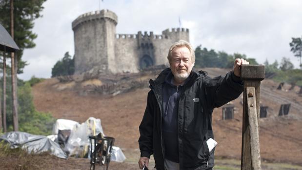 El cineasta estadounidense Ridley Scott en el rodaje de 'Robin Hood'