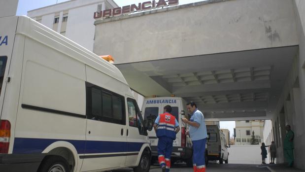 Los hospitales gaditanos no plantean cerrar camas en Navidad por la incertidumbre de Pascual