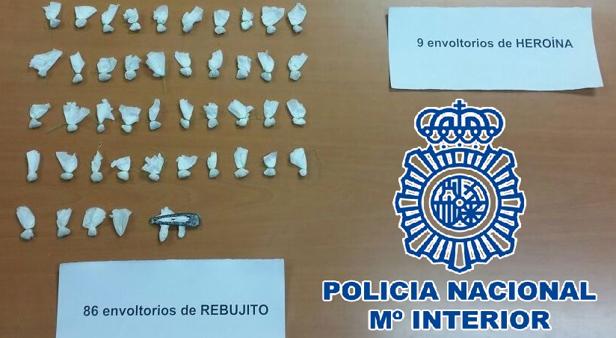 La Policía detiene en Cádiz a dos mujeres con cien dosis de heroína y cocaína