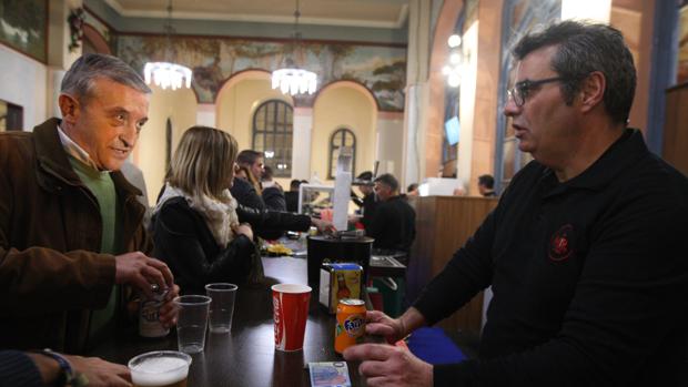 La supresión del descanso: positiva para la barra, negativa para el comercio