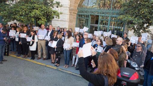 Cádiz secunda el paro simbólico por el Día de la Mujer