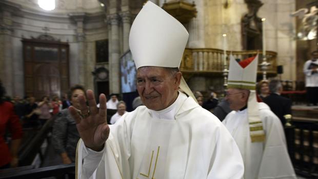 La juez Núñez abre una nueva pieza de los ERE que afecta al obispo emérito de Cádiz