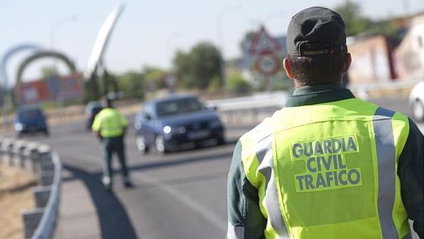 Agentes de la Guardia Civil de Tráfico