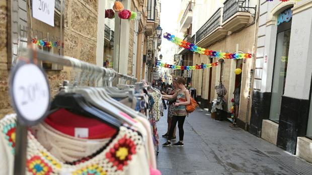 La primavera llega con ocio y descuentos al comercio del centro