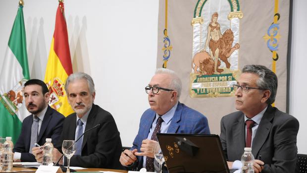 López Gil, Aquilino Alonso, Sánchez Maldonado y Manuel Herrera, en la presentación del programa .