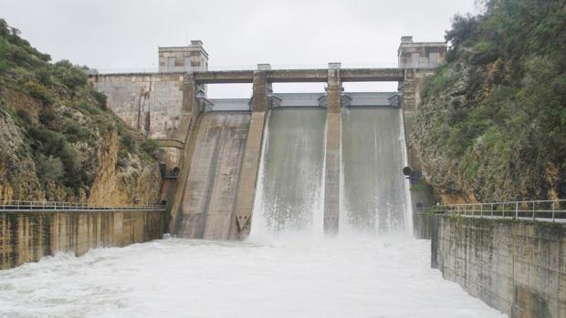 El abastecimiento de agua en la provincia de Cádiz no peligra