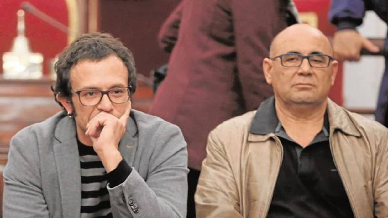 José María González 'Kichi' y Manuel G. Bauza fueron denunciados por el PP.