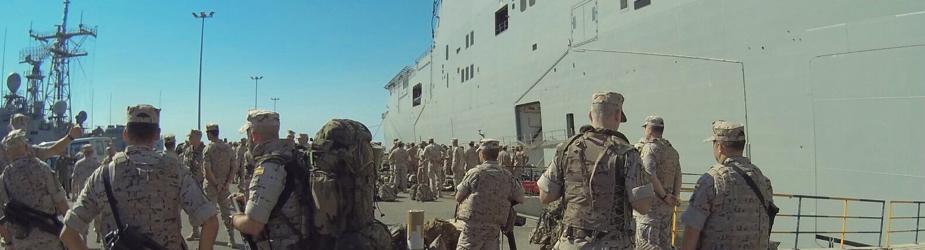 Infantes de Marina embarcan en buque anfibio portaaeronaves 'Juan Carlos I' y buque de asalto anfibio 'Castilla' para comenzar el ejercicio