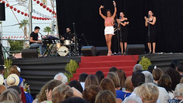 La Feria de San Fernando baila pese al calor