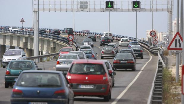 El puente Carranza sufrirá cortes de tráfico los domingos de agosto