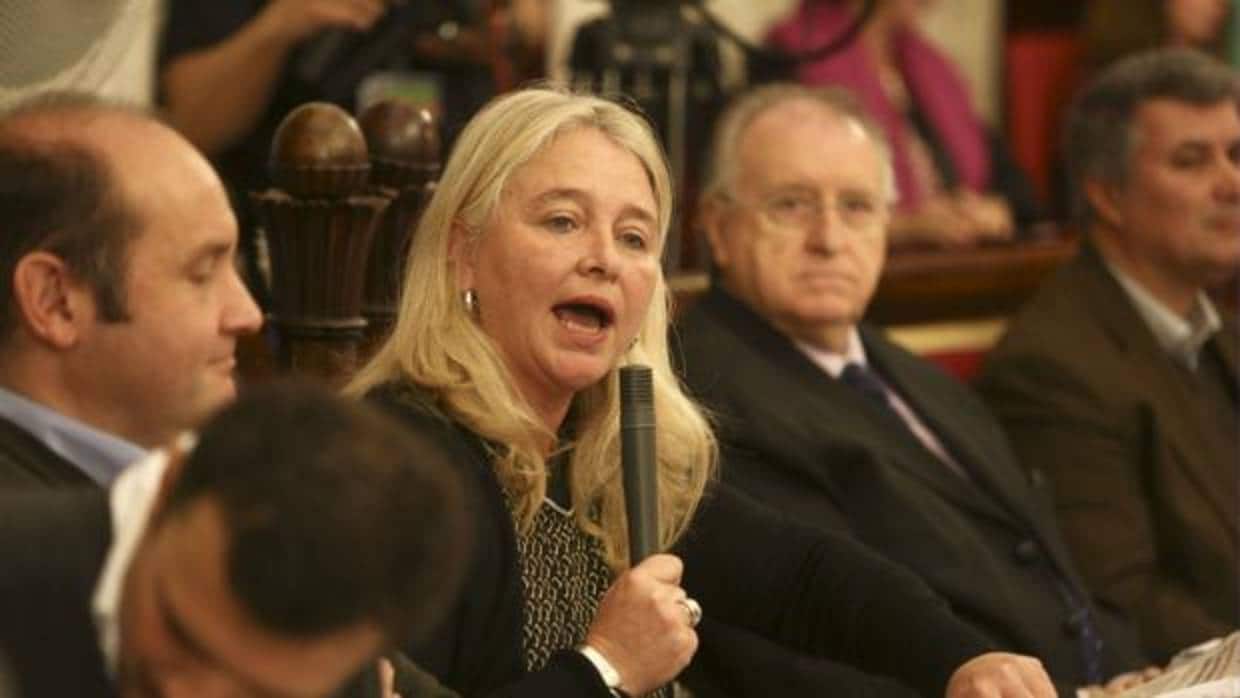Mercedes Colombo es la presidenta local del PP de Cádiz.