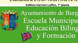 Uno de los carteles de la escuela