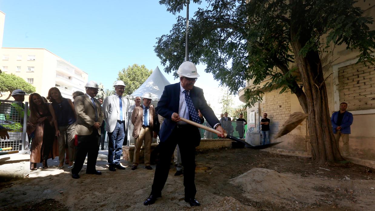 El vicepresidente Jiménez Barrios inicia de manera oficial las obras