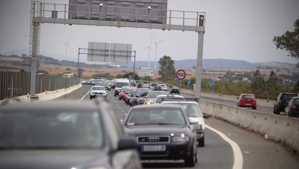 Frente común de los alcaldes de la Bahía por el tráfico en Tres Caminos