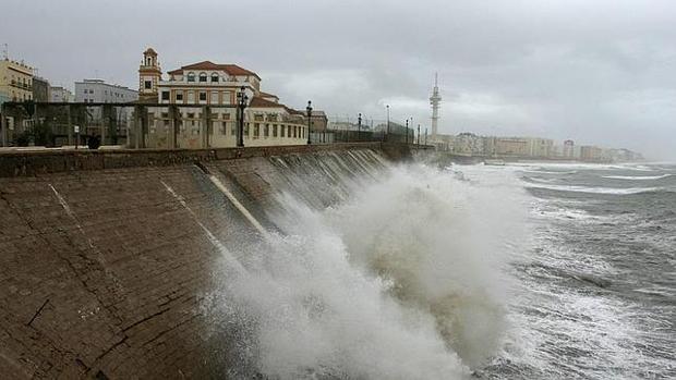 Cádiz: el temor a un tsunami y sus consecuencias