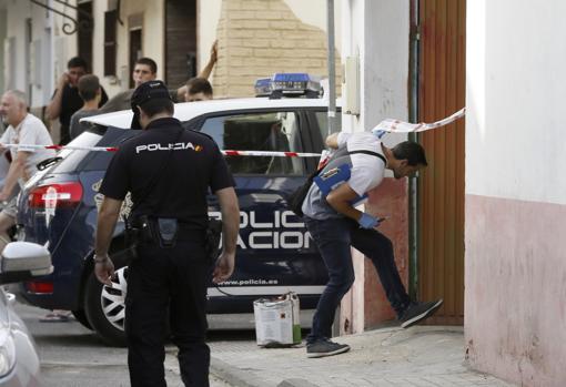 El presunto agresor de su ex pareja en Sevilla había quebrantado las órdenes de alejamiento