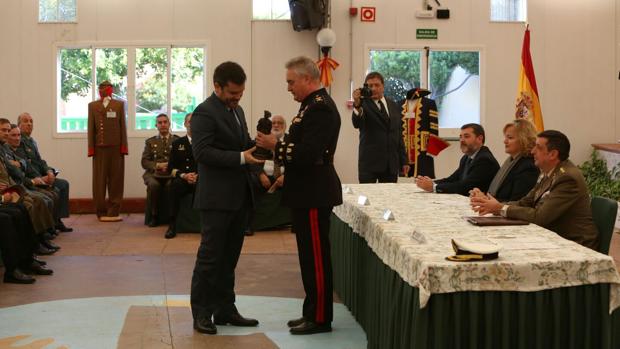 LA VOZ recibe el I Premio Subdelegación de Defensa en Cádiz