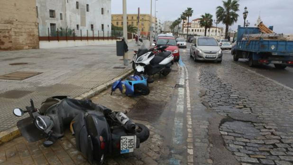 El temporal deja huella en Cádiz