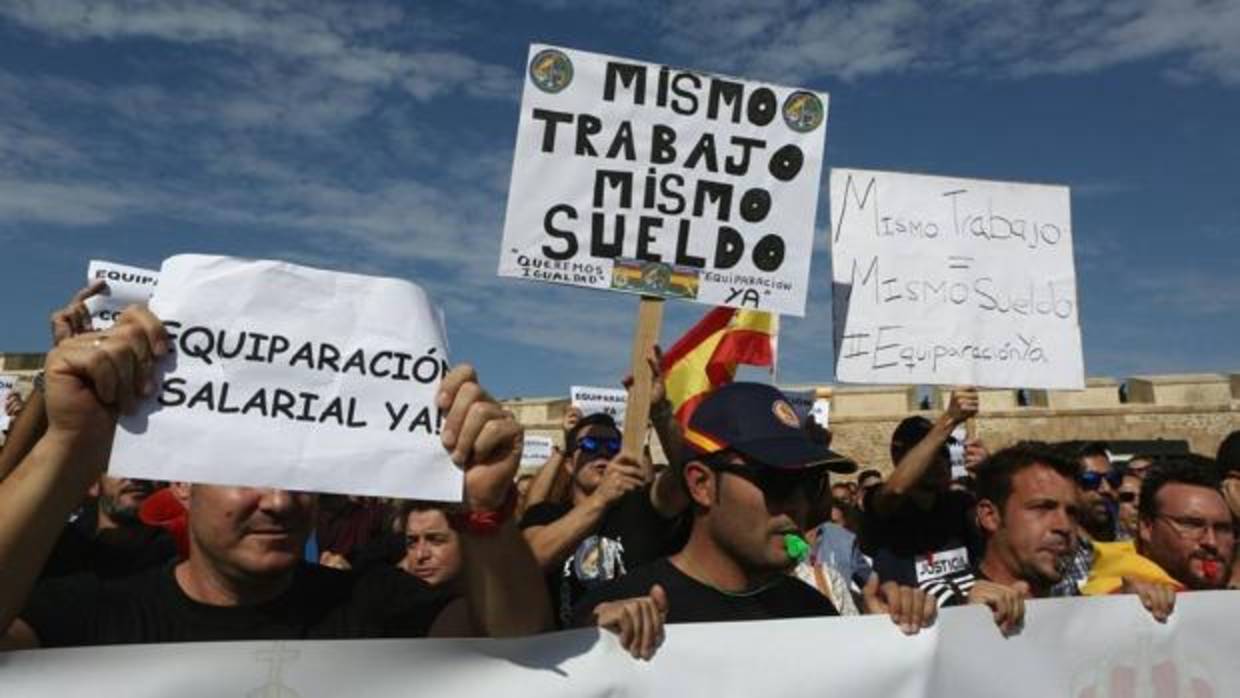 Imagen de una de las manifestaciones en Cádiz.