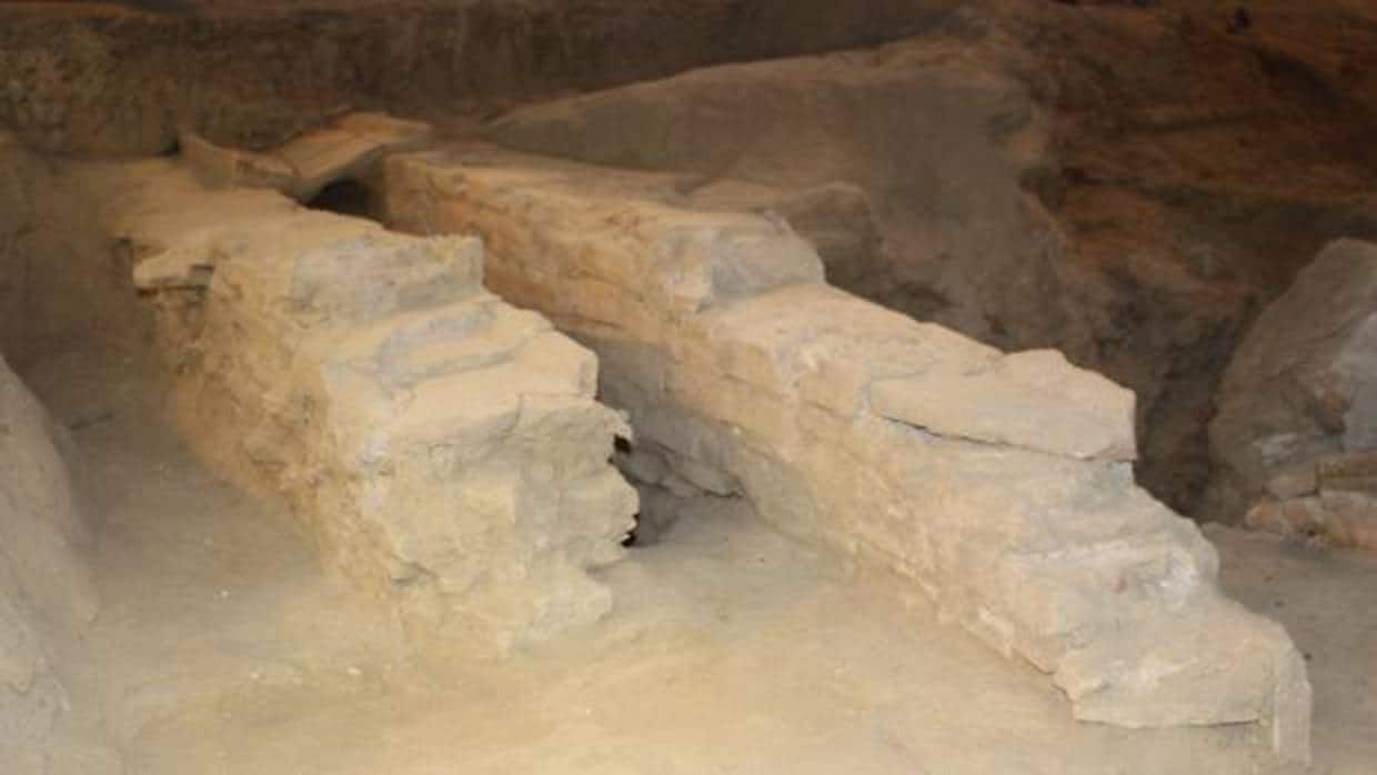 Una excavación en la zona del Monumento ha sacado a la luz una bodega de la época de Augusto