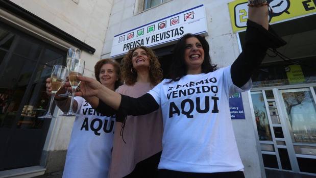 «Ni Doña Manolita ni nada, Doña Lucerita en Cádiz»