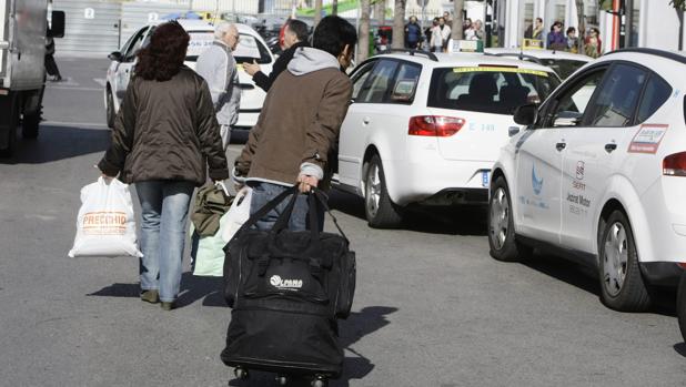 El Ayuntamiento de Cádiz analiza la Campaña de Movilidad Especial