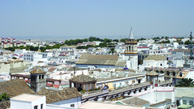 El alcalde descarta despidos ante el elevado gasto del personal municipal