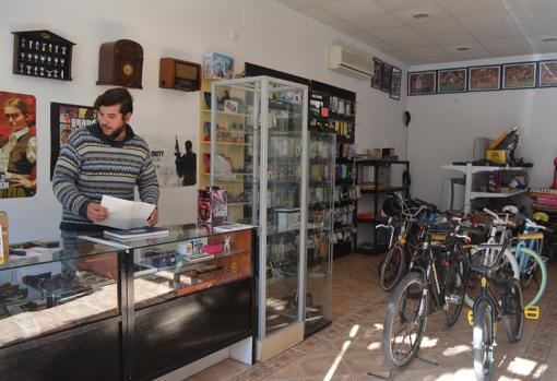 El Trueque, comercio donde han robado móviles