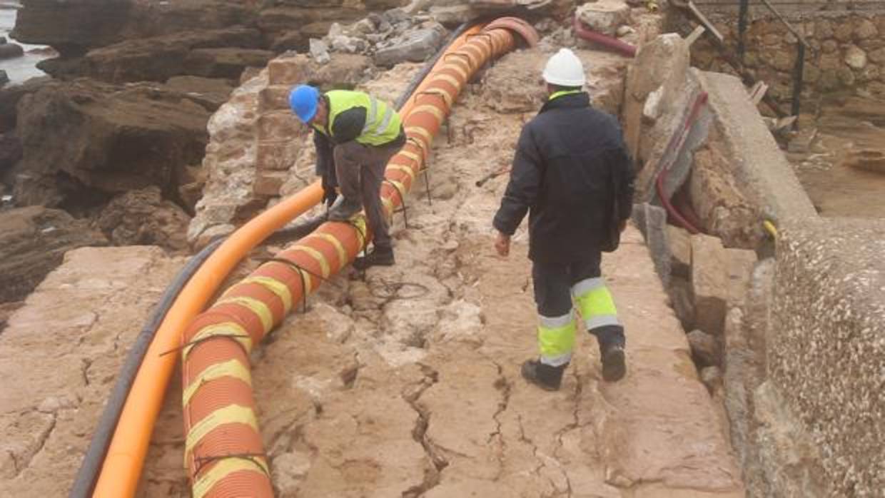 Arrancan las reparaciones del Puente Canal en Cádiz