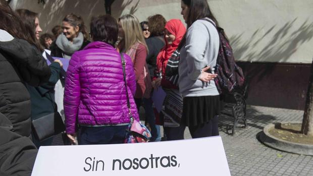 La provincia se suma a la protesta femenina de un 8M histórico