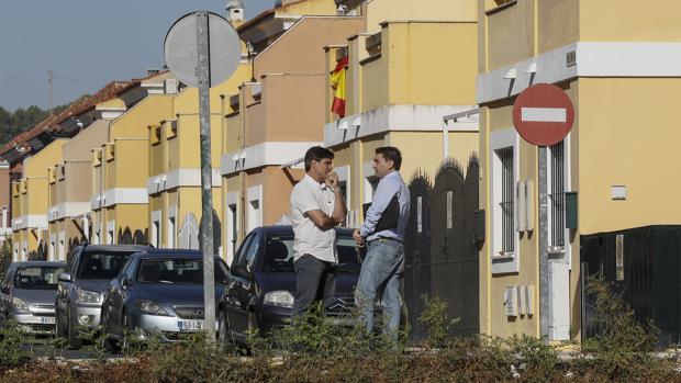 Coria del Río pide a Salud un análisis toxicológico a sus vecinos para «mayor tranquilidad»